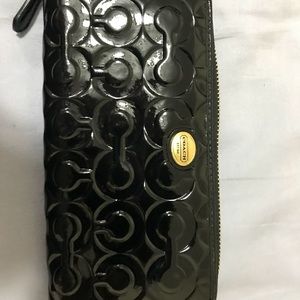 Knock off coach wallet